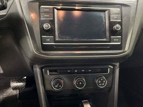 Used 2019 Volkswagen Tiguan S AWD/4WD image 16