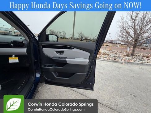 New 2025 Honda Pilot Touring image 21