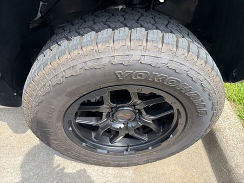 Used 2026 Toyota Tacoma TRD Sport AWD/4WD image 11
