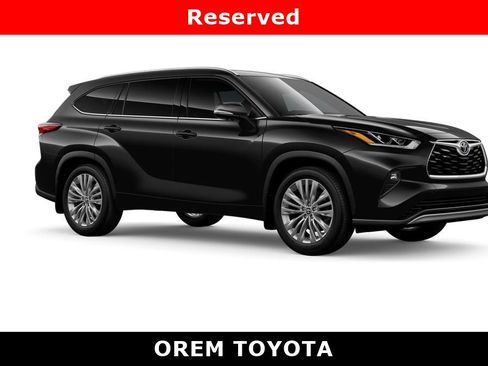 New 2026 Toyota Highlander Platinum image 14