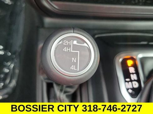 Used 2024 Jeep Wrangler Unlimited Sahara w/ Safety Group AWD/4WD image 35