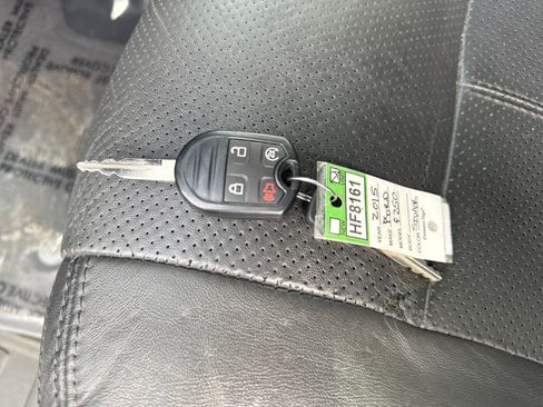 Used 2015 Ford F250 Platinum w/ FX4 Off-Road Package image 29