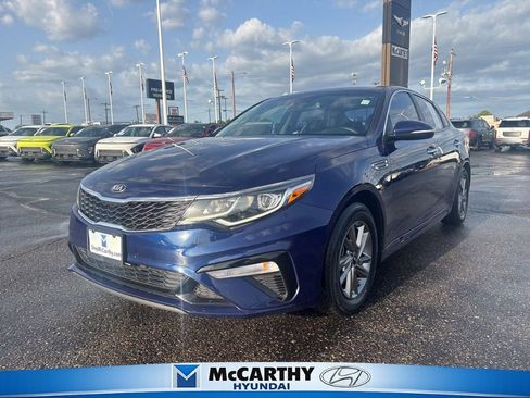 Used 2019 Kia Optima LX FWD image 1