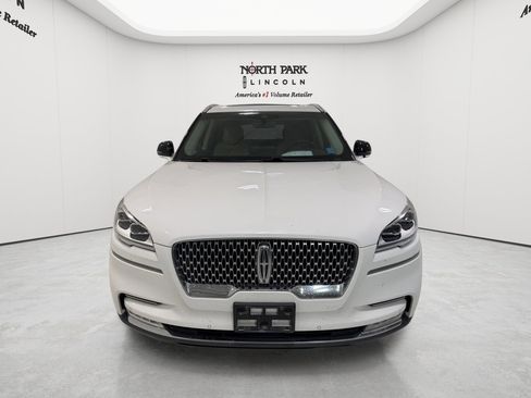 Used 2020 Lincoln Aviator Reserve w/ Equipment Group 202A AWD/4WD image 8