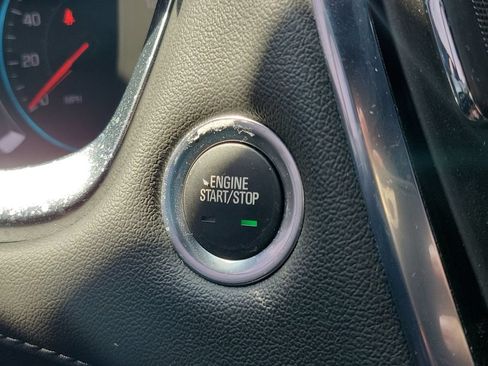 Used 2023 Chevrolet Traverse LT w/ Midnight/Sport Edition AWD/4WD image 18