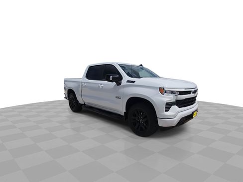 Used 2023 Chevrolet Silverado 1500 RST w/ Texas Edition Plus AWD/4WD image 2