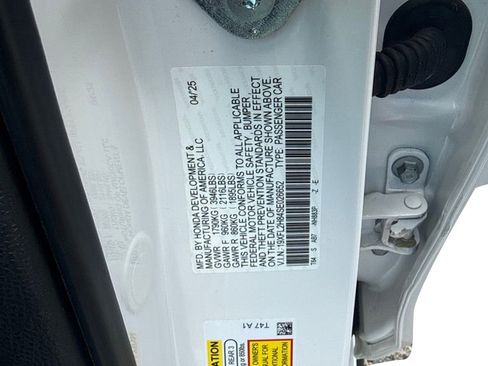 Used 2025 Honda Civic Sport image 37
