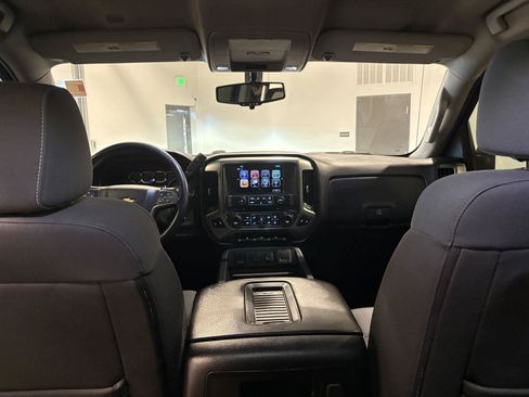 Used 2018 Chevrolet Silverado 1500 LT w/ All Star Edition AWD/4WD image 32