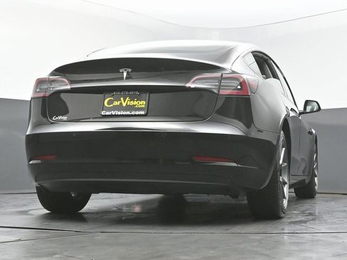 Used 2021 Tesla Model 3 Standard Range Plus image 42