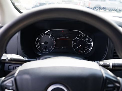 Used 2022 Nissan Frontier S RWD image 12