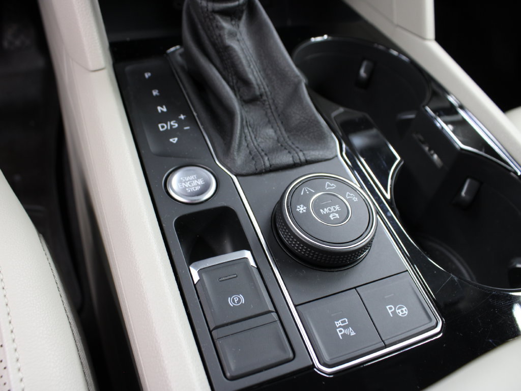 Used 2019 Volkswagen Atlas SEL Premium AWD/4WD image 57