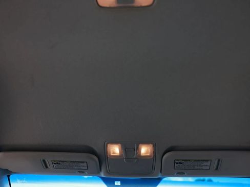 Used 2016 Hyundai Elantra SE FWD image 17