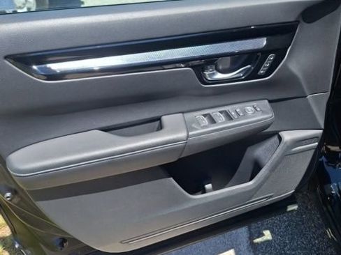 Used 2024 Honda CR-V EX-L image 8