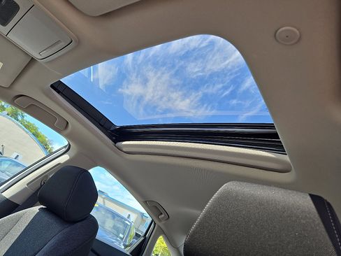 Certified 2025 Honda Accord SE image 14