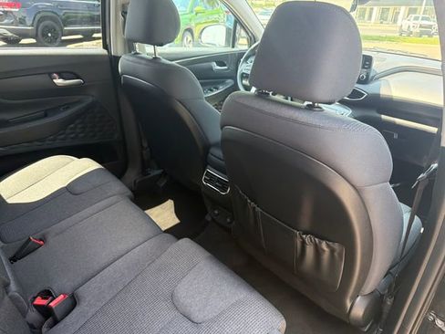 Used 2023 Hyundai Santa Fe SE FWD image 18