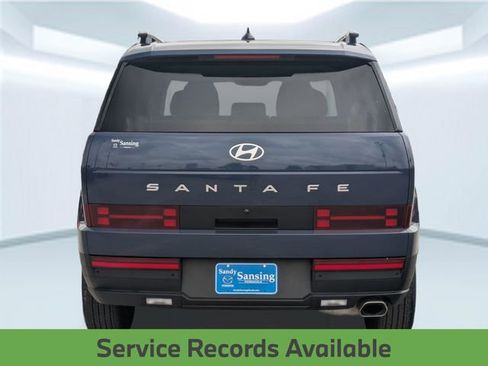 Used 2025 Hyundai Santa Fe SEL FWD image 5