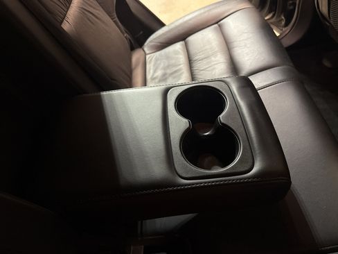 Used 2014 Jeep Grand Cherokee Limited AWD/4WD image 28
