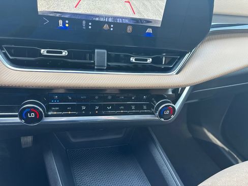 Used 2026 Chevrolet Equinox ACTIV w/ Convenience Package III FWD image 24