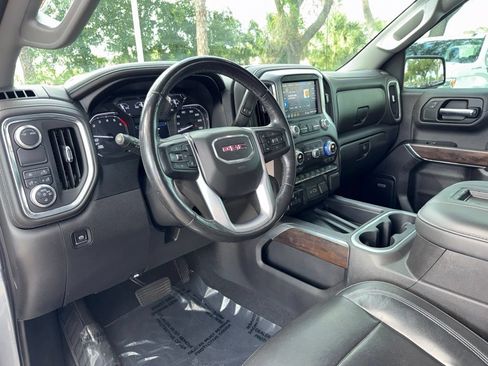 Used 2020 GMC Sierra 1500 SLT w/ SLT Premium Plus Package RWD image 26