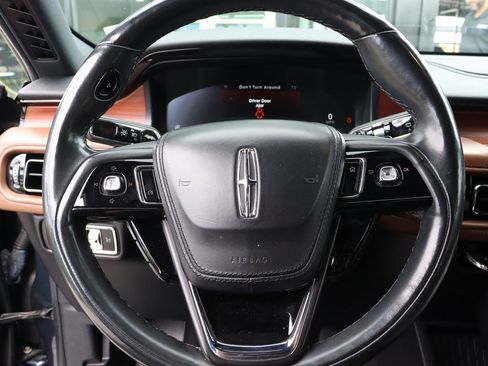 Used 2023 Lincoln Aviator Reserve w/ Elements Package Plus image 36