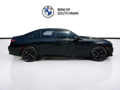 Certified 2024 BMW 740i 740i image 8