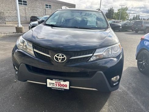Used 2015 Toyota RAV4 XLE AWD/4WD image 2