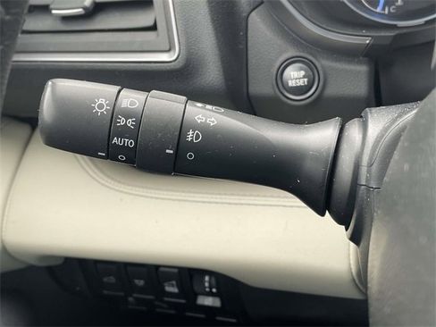 Used 2020 Subaru Ascent Limited w/ Technology Package image 15