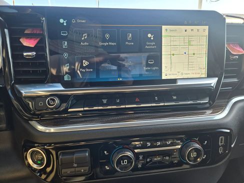 Used 2025 Chevrolet Silverado 3500 LT w/ Convenience Package image 23