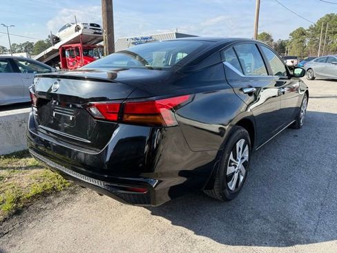 Used 2022 Nissan Altima 2.5 S image 3