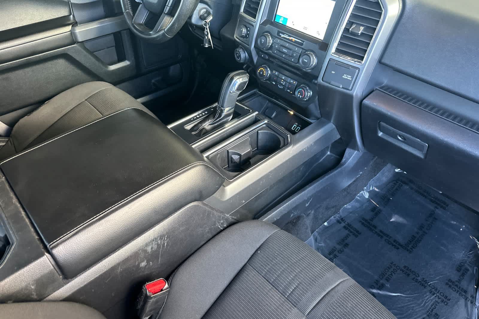 Used 2016 Ford F150 XLT w/ Equipment Group 302A Luxury AWD/4WD image 15