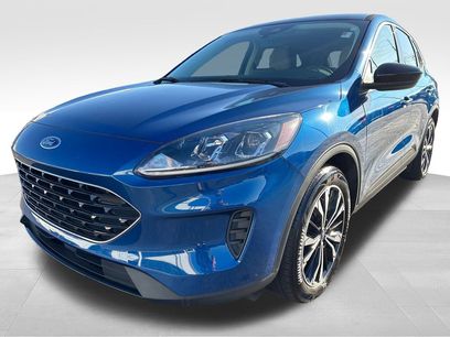 Used 2022 Ford Escape SE w/ SE Sport Appearance Package