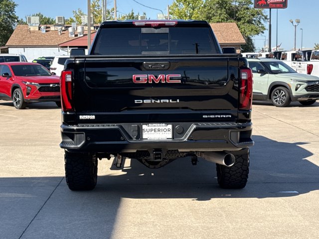 Used 2025 GMC Sierra 2500 Denali w/ Denali Reserve Package AWD/4WD image 4