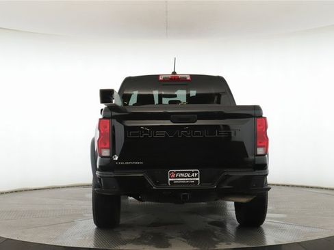 Used 2024 Chevrolet Colorado Trail Boss image 11