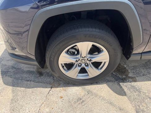 Used 2024 Toyota RAV4 XLE AWD/4WD image 2