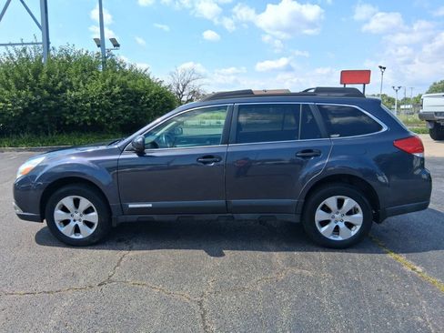 Used 2011 Subaru Outback 2.5i Premium AWD/4WD image 5
