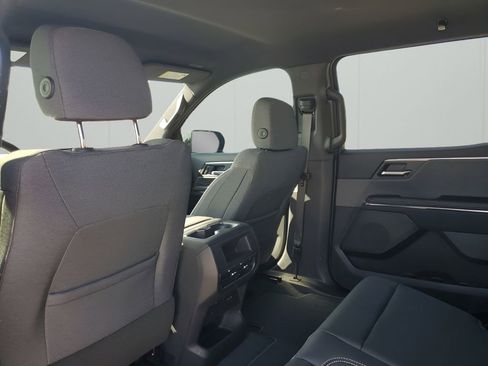 New 2026 GMC Sierra EV Elevation image 18