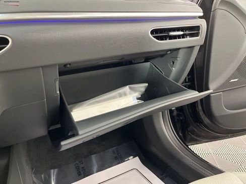 Used 2022 Hyundai Sonata Limited image 44