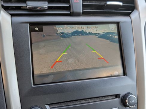 Used 2015 Ford Fusion Energi SE FWD image 23