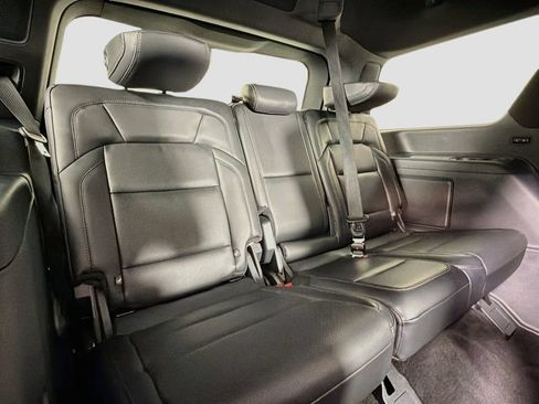 Used 2026 Lincoln Navigator Reserve w/ Jet Appearance Package AWD/4WD image 35