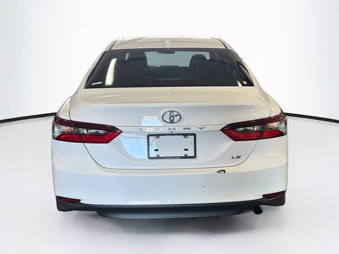 Used 2021 Toyota Camry LE FWD image 7