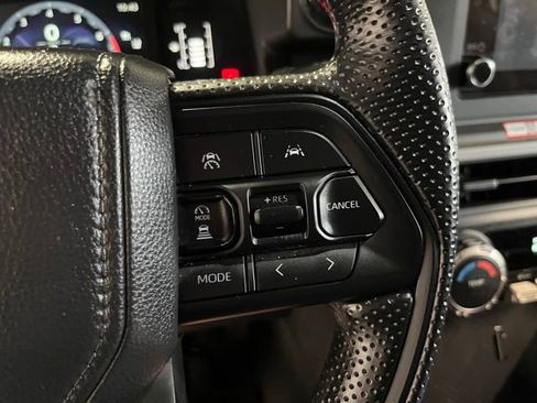 Used 2025 Toyota Tacoma SR5 image 27