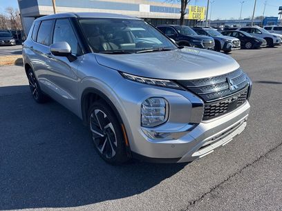 Used 2024 Mitsubishi Outlander SE