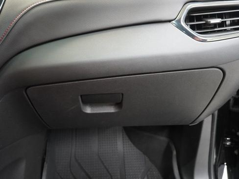 Used 2023 Chevrolet Equinox RS w/ LPO, Floor Liner Package FWD image 39