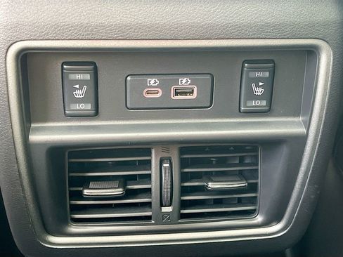 Used 2024 Nissan Murano Platinum w/ Cargo Package image 26