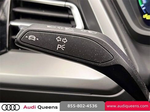 Used 2025 Audi Q4 e-tron Prestige image 24