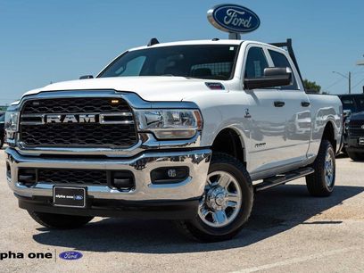 Used 2022 RAM 2500 Tradesman w/ Chrome Appearance Group