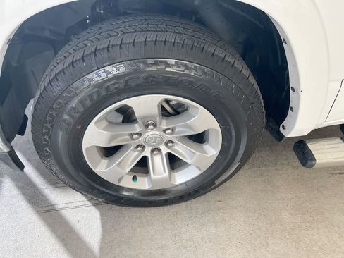 Used 2022 RAM 1500 Laramie image 10