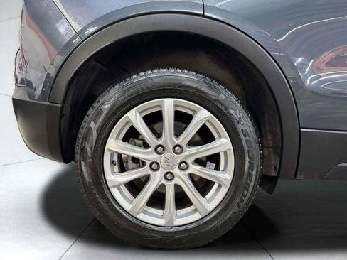 Used 2021 Cadillac XT4 Luxury w/ Cold Weather Package AWD/4WD image 71