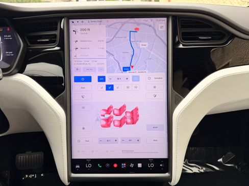 Used 2020 Tesla Model X Long Range AWD/4WD image 32