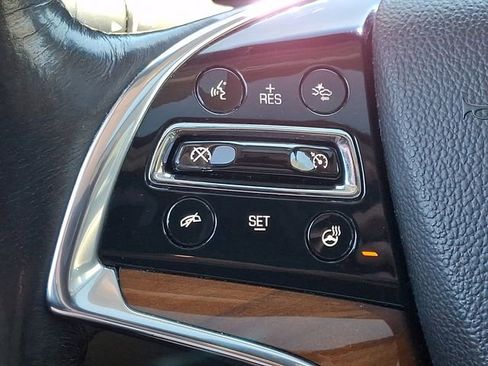 Used 2019 Cadillac Escalade Luxury AWD/4WD image 22
